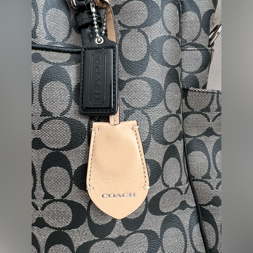 PRE-OWNED Coach Diaper Bag Tote Grey/Black Large - Picture 5 of 13